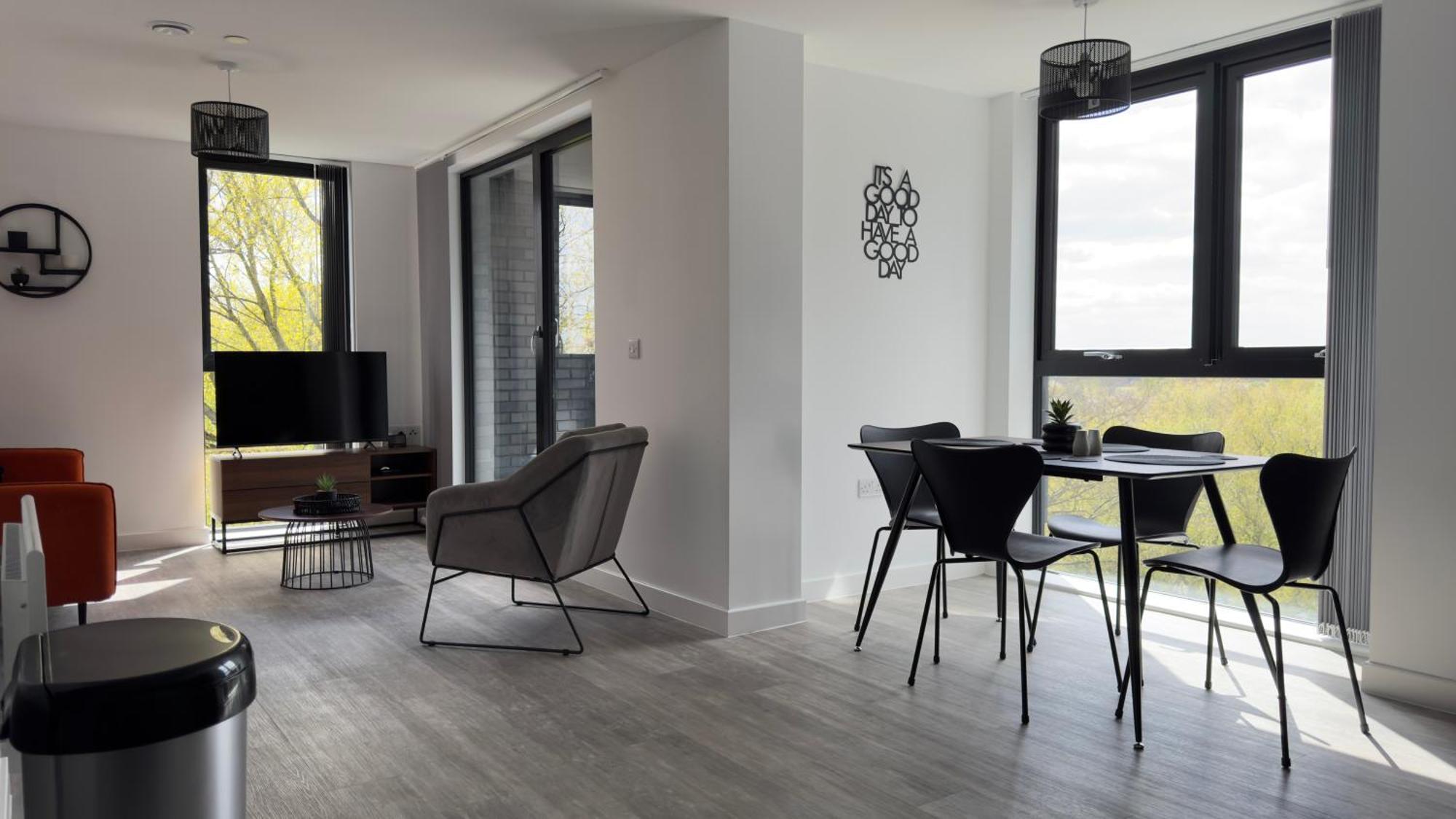 Luxury By Noire * Manchester